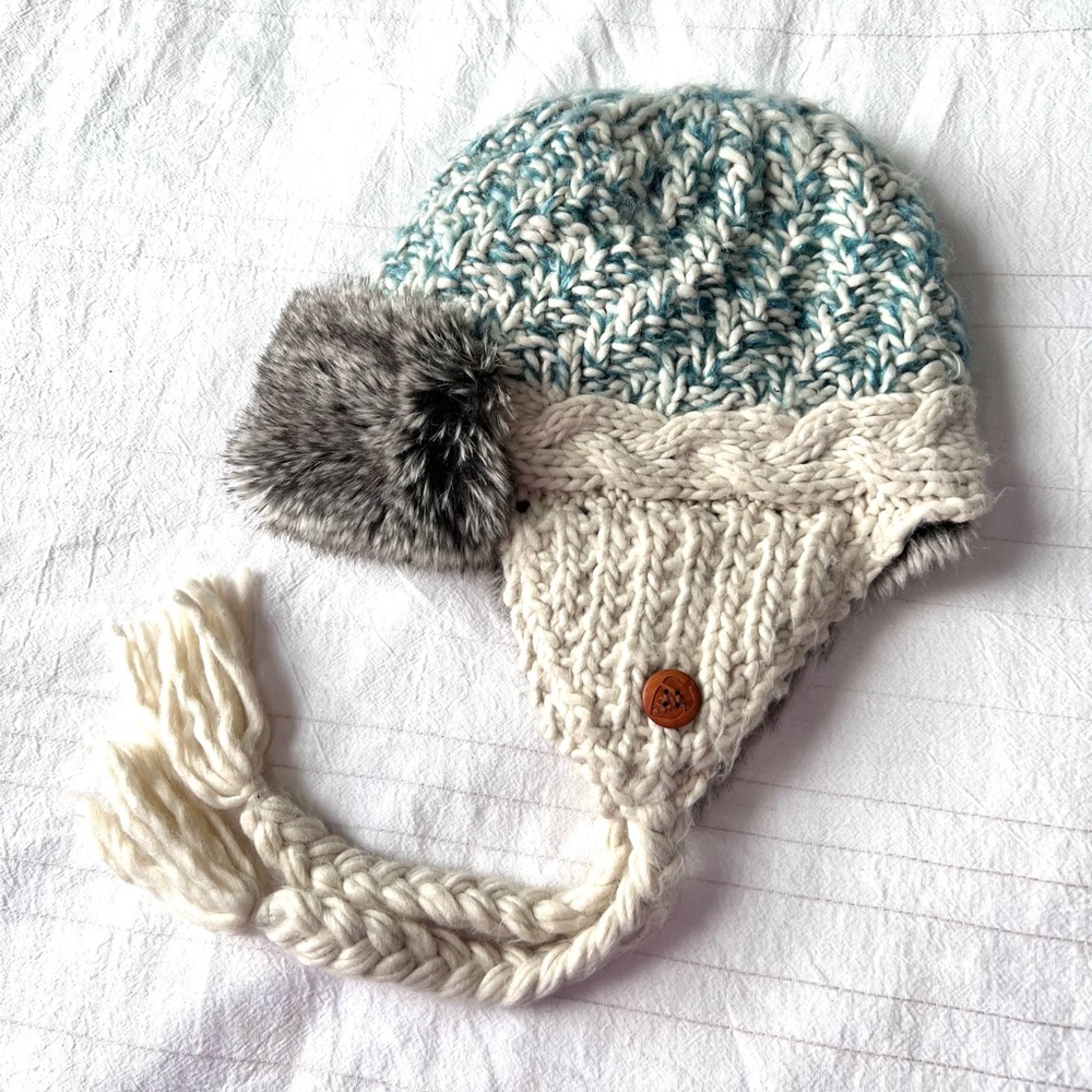 Acorn Two-Tone Knit Earflap Hat with Faux Fur Pom - Cream & Teal